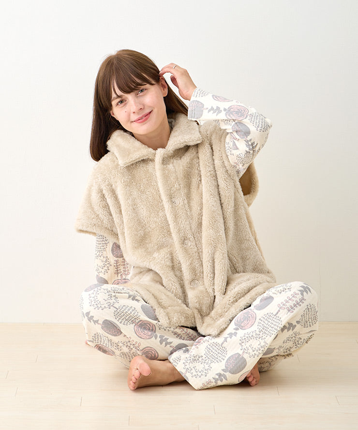 ベージュ（モデル身長160cm）