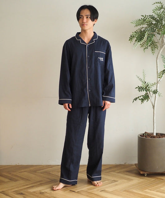 ネイビー